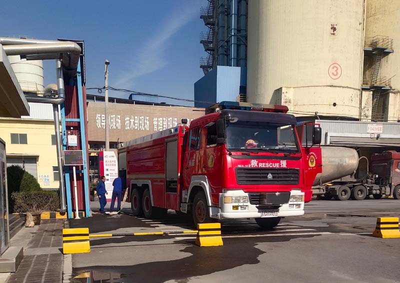 企業(yè)擔當顯溫情 政企聯(lián)動護平安